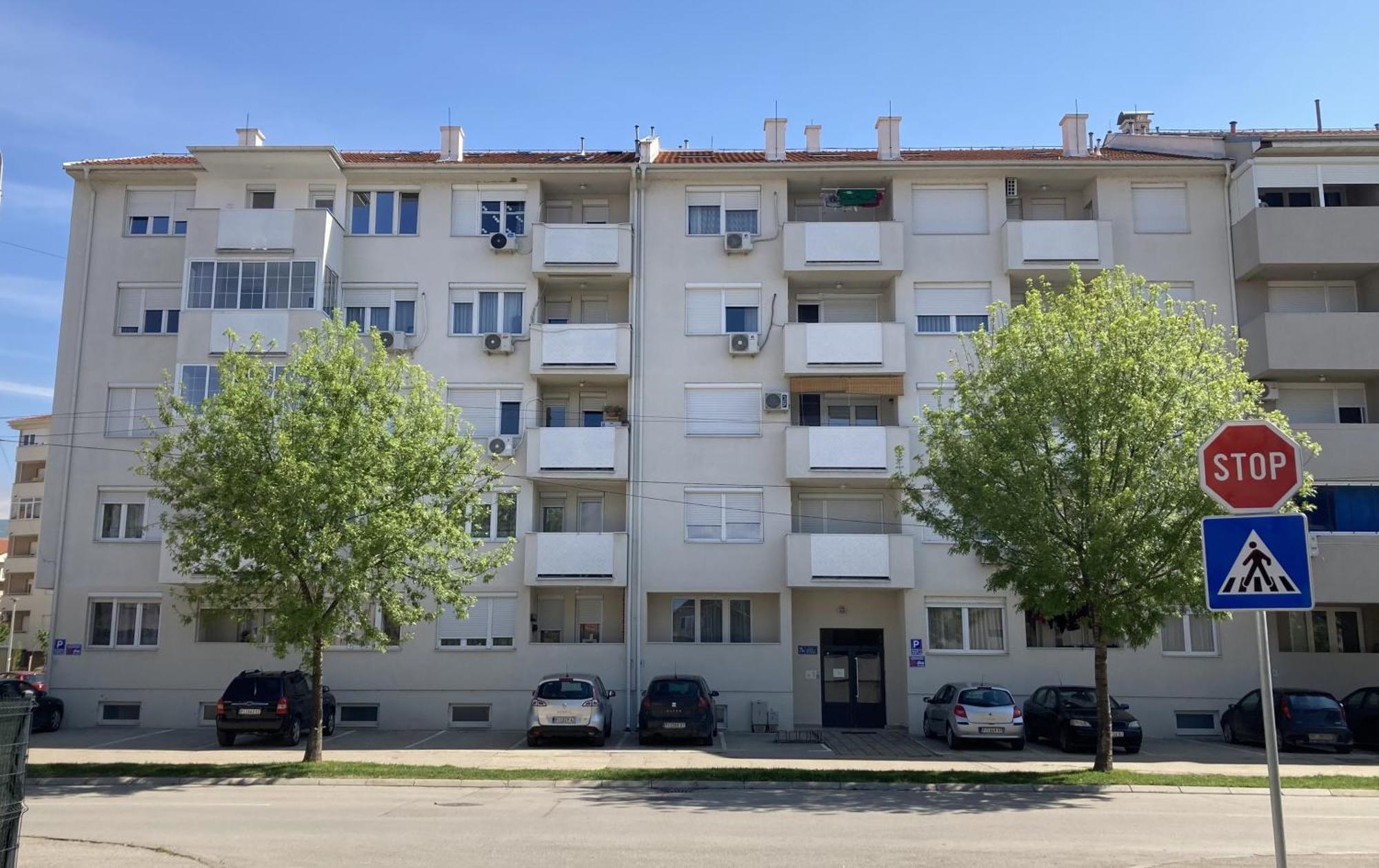 Apartman Senjak Pirot Buitenkant foto